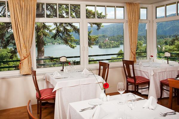 Hotel Triglav Bled tweet media