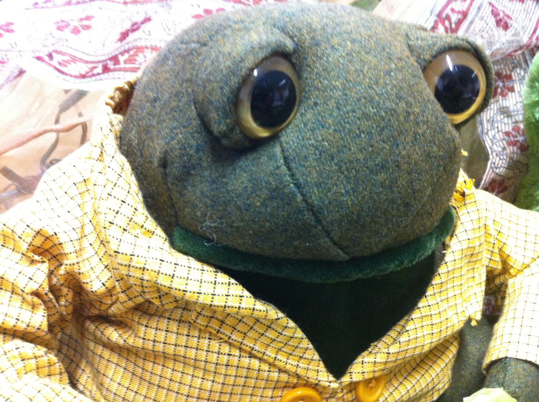 Froglife on Twitter "Lionel Armstrong frog doorstop from Dora Designs