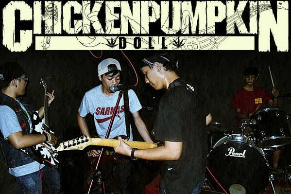 Yo follow <a href="/ChickenPumpkinD/">Chicken Pumpkin Doll</a> guys ;)