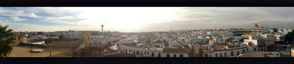 TapasUtrera's tweet photo. Vistas desde nuestro castillo. Buenas tardes Utrera. http://t.co/if5GecCuVf