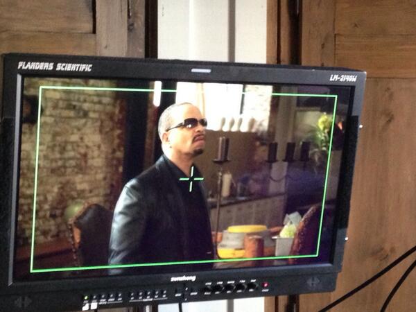 lkaplow's tweet photo. Ice-T -- I wouldn't mess with him. Would u? Watch #farewellmunch #SVU tonight on NBC 9pm. http://t.co/kqIm7G4M3G