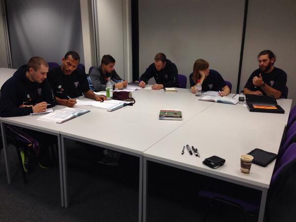 TeamDurhamSC's tweet photo. @Sport981 and @TeamDurham IDC's in discussion on programme design workshop this evening. http://t.co/gYNPHNJmIz