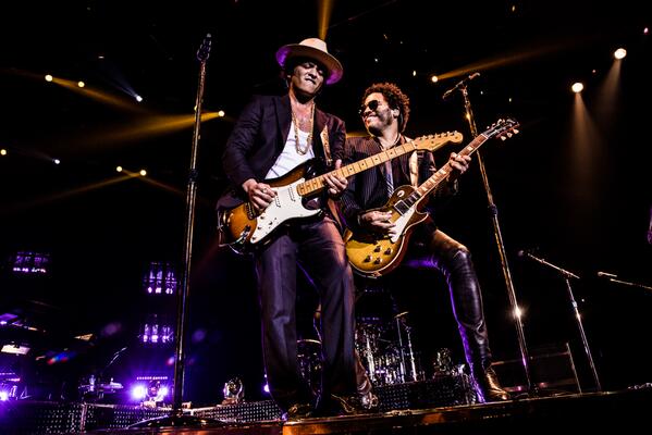 Lenny Kravitz Yeah Brunomars It Was Great Playing Together See You Next Time Peace Lk Photo Candytman Http T Co Myrzb51f6y Lenny Kravitz Yeah Brunomars It Was Great Playing Together See You Next Time Peace Lk Photo Candytman Http T Co Myrzb51f6y