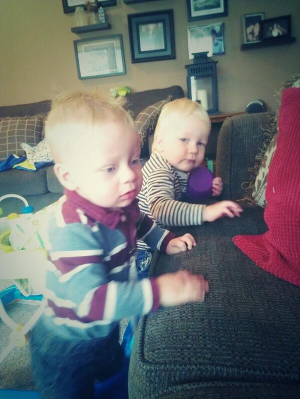edeckah's tweet photo. #cousins #twoblondies #Dutch http://t.co/EGvpAGM1Av