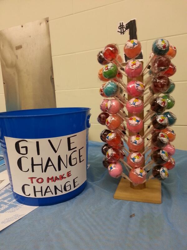 ACSpreadtheNet's tweet photo. Come check us out at 4 corners @AlgonquinColleg get some info and buy some lollipops!!!!! http://t.co/l7hwpgBvsT