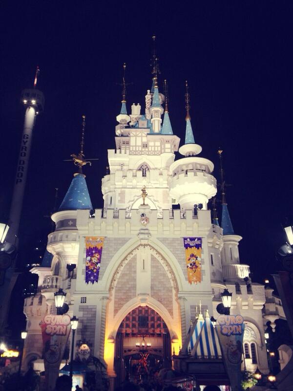 S2loveJ's tweet photo. @happylotteworld 요기도야경있네용! 가고시픙롯데월드ㅜㅜ http://t.co/REdfxBzbz7