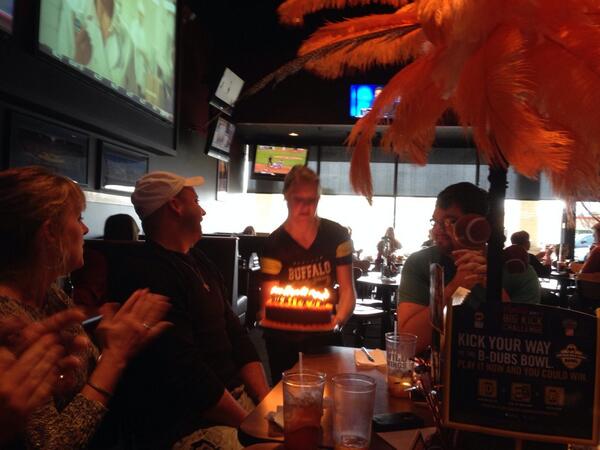 EntUnl's tweet image. Morgans bday!!