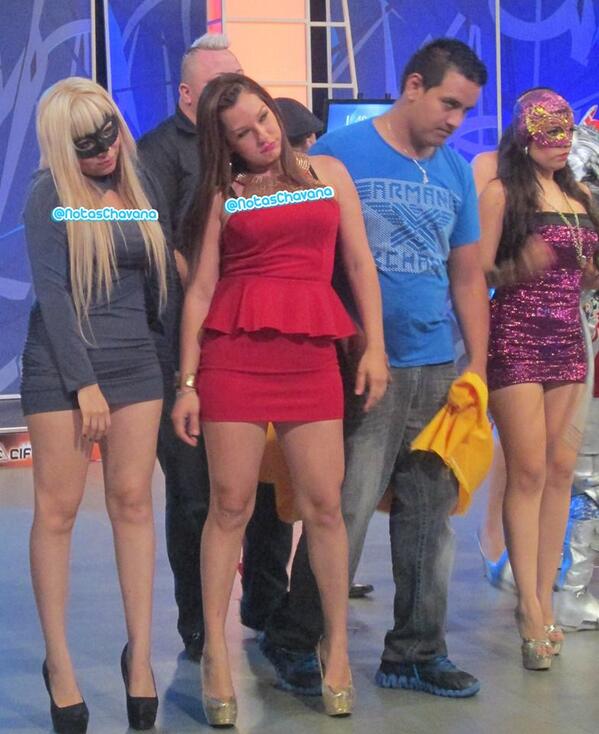 NATALY_GMZ's tweet photo. “@NotasChavana: jajaja #NatBy Zombie @chica_antifaz @NATALY_GMZ http://t.co/6wvwvjyLwO”jajaja 👍👍