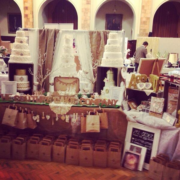 The Couture Cake Company tweet media