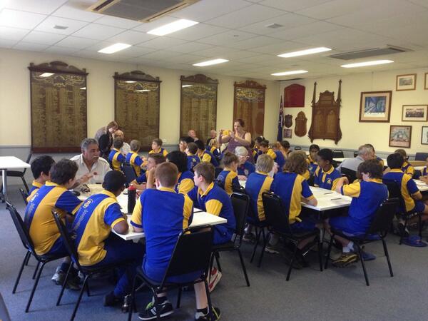 JunctionParkSS's tweet photo. Continuing our involvement with the Stephens RSL Sub branch. Year 7's working with veterans. http://t.co/qKwIBv1LH8