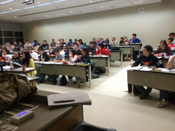 KingsBMOS's tweet photo. Great turnout for the 2257 exam review session! Happy studying and good luck! http://t.co/PmuXEvIe7H