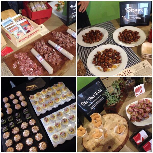 ihttwhallmark's tweet image. It&apos;s like our own mini FeastPDX! @OPpdx @Besaws @TheBentBrick @theoriginalpdx #portlandbloggers #holidaymingle