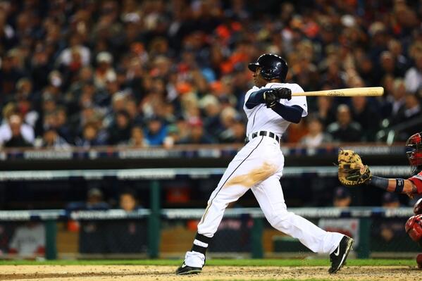 Cut4's tweet image. Followers to RETWEET are eligible to win a baseball signed by Austin Jackson. #ALCS