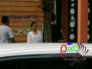 GaleriARTIS_'s tweet photo. @giorginoabraham @nikitawilly_24 #shooting #SKUTtheseries #rcti cc : @giorginolovers @welovenikita *2 http://t.co/TseDHYuUVY