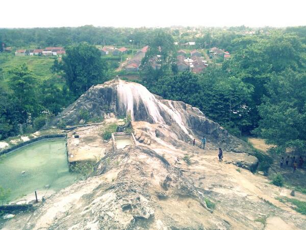 lil_ipoet's tweet image. #HotSpring #Ciseeng #Bogor #IndonesiaKeren