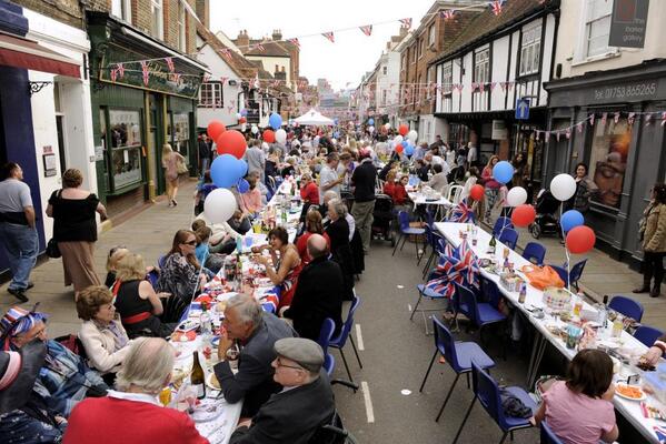 We_Give_a_Damn's tweet photo. How good would it be to see street parties like this one become a thing in South Western Sydney?
#WeGiveADamn http://t.co/7ZT1YqzI1I