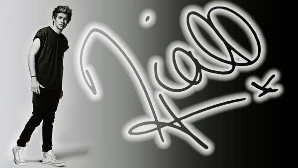 one22_Direction's tweet image. Nail :)