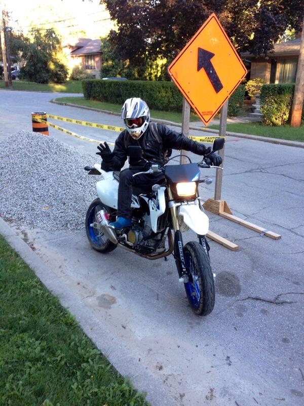ramvxtreme's tweet photo. Ah ya weekend is so close I can taste it !! http://t.co/bdgGM08RjL