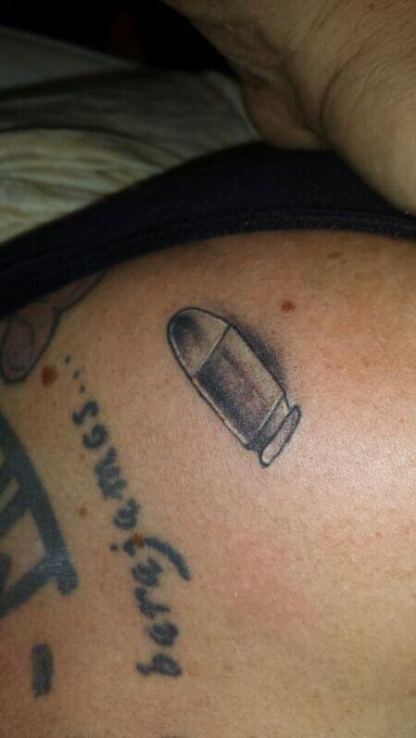 Balita realuzada yeaaaah!! ;). http://t.co/jYaXisjmIX