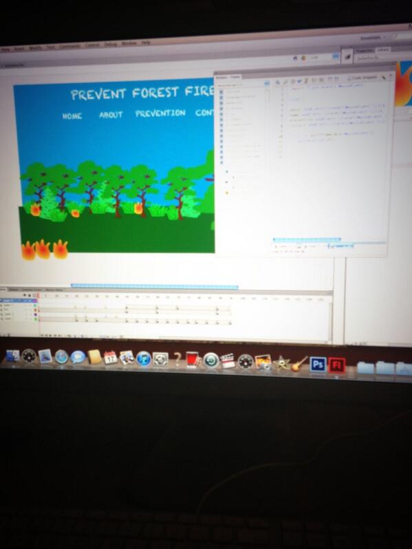 kaileeinmae's tweet image. Yay flash...😡#digitalartproblems