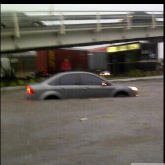 cleudi1's tweet photo. @trafficVARGAS y asi esta el elevado de pariata http://t.co/FW74XoxpSU