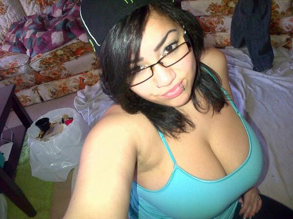 TynishaRae's tweet photo. #hatpic http://t.co/Hk7Khxm7rS