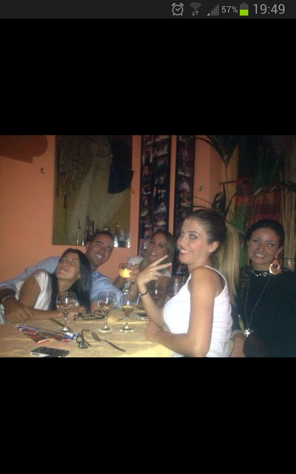 sasycarfora's tweet photo. Bel gruppo davvero ki l ha formato? @Eleonora_Boi  @MCriscitiello @monicabertini1 mancano 2 @NicoSchira @Glongari ... http://t.co/8vLpXXjWYA