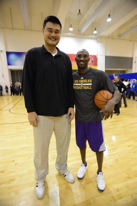 Kobe Bryant Fans on Twitter: "Kobe & Yao Ming. Big height ...