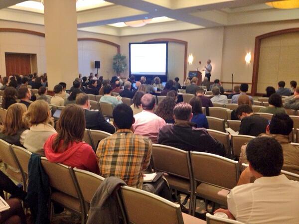 ISPGnet's tweet image. It&apos;s a full house in Dr. Jim Knowles session on RNA-Seq: Basics, Brains, and Single-Cells. #WCPG2013