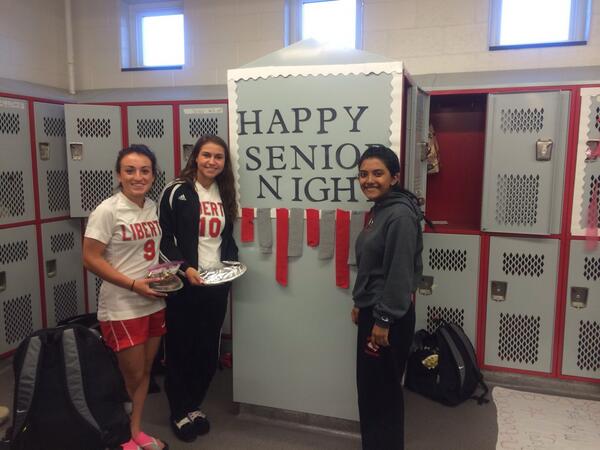 JLibgirlssoccer's tweet photo. Senior day Mick, Giorgi, Shoron #lionpride http://t.co/jgXsuGdB5k