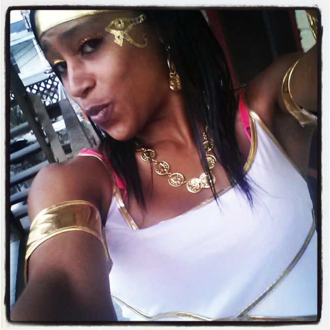 Goddess Gives Kisses!!! http://t.co/UHZLtXOSsZ