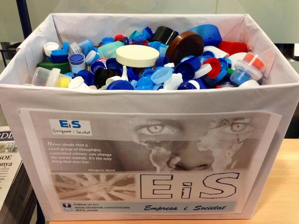 EiS_esade's tweet photo. La campaña está siendo todo un éxito. Sigamos así! Muchas gracias a todos por la colaboración! http://t.co/zqBJU07v3C