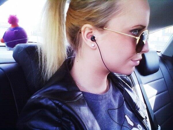 Good_Smille's tweet image. Ну я только что приехала из города*)