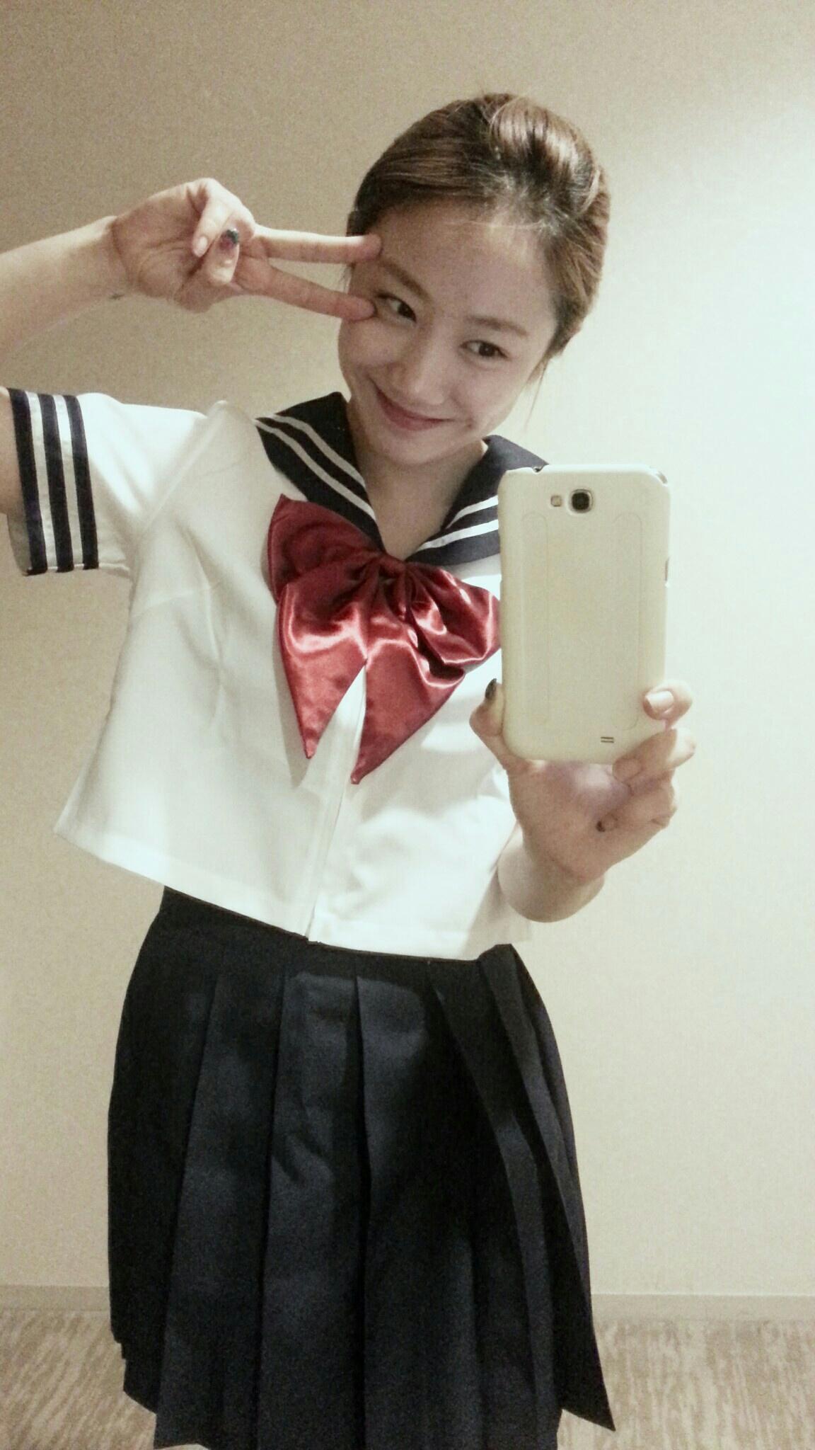 BX1GJIkCMAIgD-S.jpg:large