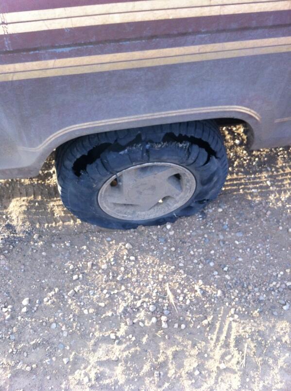 edgyappaloosa's tweet image. Welcome back to work, off to a good start #patchkit