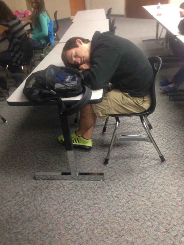 UCA_Passouts's tweet image. “@runsavannarun: @UCA_Passouts 😴😴😴 #psychstruggles http://t.co/luQ8UEixqc”