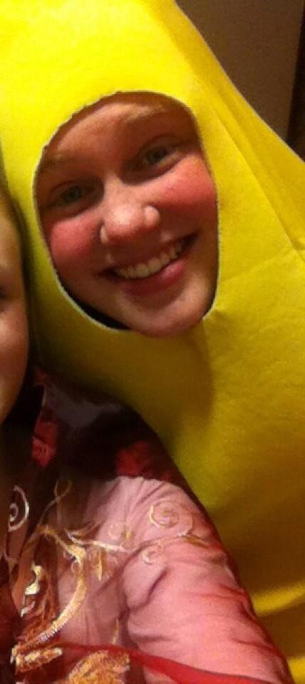 ScumbagSquatch's tweet photo. It's game day so don't f wit me I might go bananas http://t.co/dMsOLYpGOF
