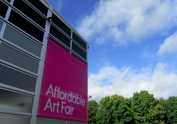 Find our coverage of last weekend's #AffordableArtFair here: photographerlondon.com/blog/blog/2013…