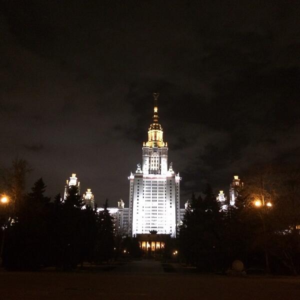 Khomitch's tweet image. Форум закончился. Завтра еще один день. И будет Боб Дорф!)