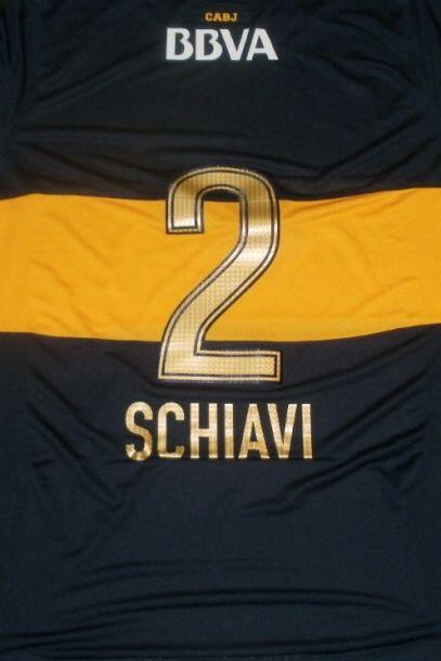 TuitterBostero's tweet photo. Anunció su retiro el gran @FlacoSchiavi. Gracias por tantos huevos! Eternamente en el corazón de todos los bosteros. http://t.co/wfjvG0NRVF