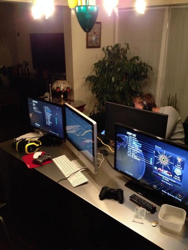 OrbitGG's tweet photo. were to have the first ever ps3 team house. #OrbitHouse #OrbitResistance http://t.co/qSI7hNG1RQ