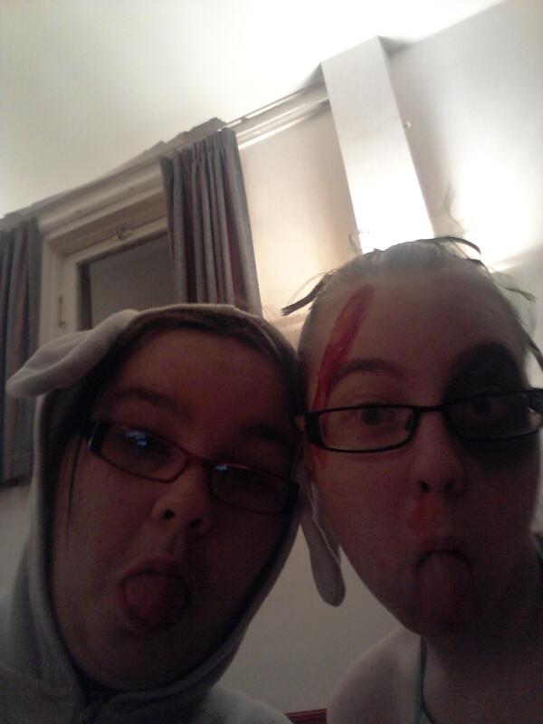 Me and <a href="/ashleyc2301/">Ashley Coleman</a> at brownies halloween party tonight x
