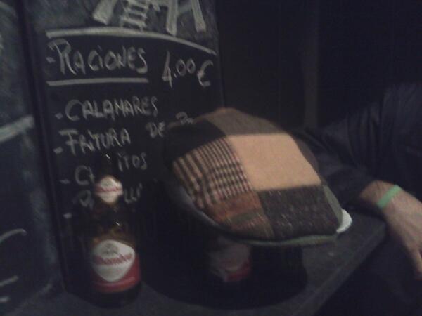 PostureoMinas's tweet photo. De mineo con el boinas http://t.co/VbZvDPtRrA