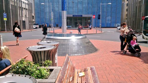 RandomReadsNZ's tweet image. Beautiful day to sit on a bench and have a read by the @BritomartNZ #bookdrop