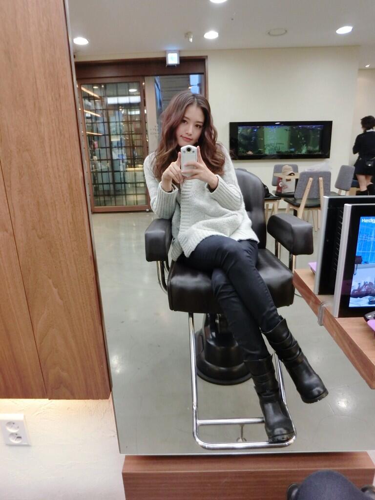 BX47-LKCUAEb76G.jpg:large