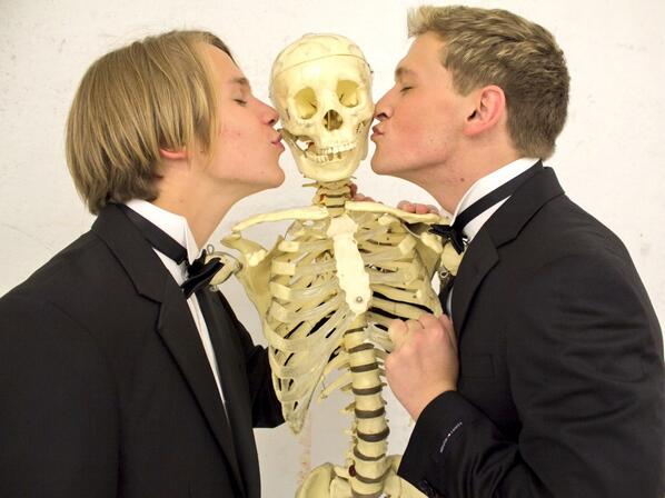 VegasModeMusic's tweet image. Happy Halloween! #VegasMode