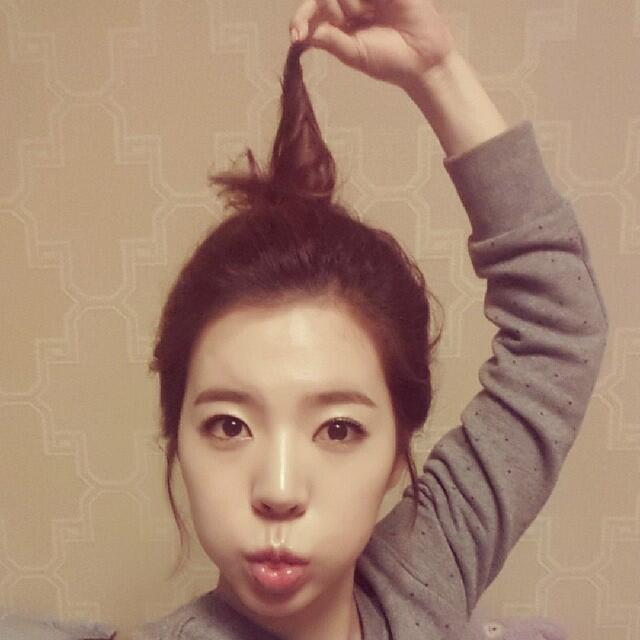 [OTHER][12-12-2013]SELCA MỚI CỦA SUNNY - Page 3 BX4TnxRIMAAcWUN