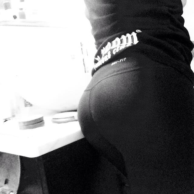 241 squats completed tonight. #bootyclass yayerrr http://t.co/wPun88mi7o<a href="/tag/bootyclass"class="tags">#bootyclass</a>