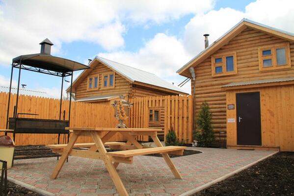 Сауна на улице. Деревенька баня борисоглебское казань. Деревенька казань с треугольником. Проекты бань под ключ. Вишневского 24 сауна люкс.