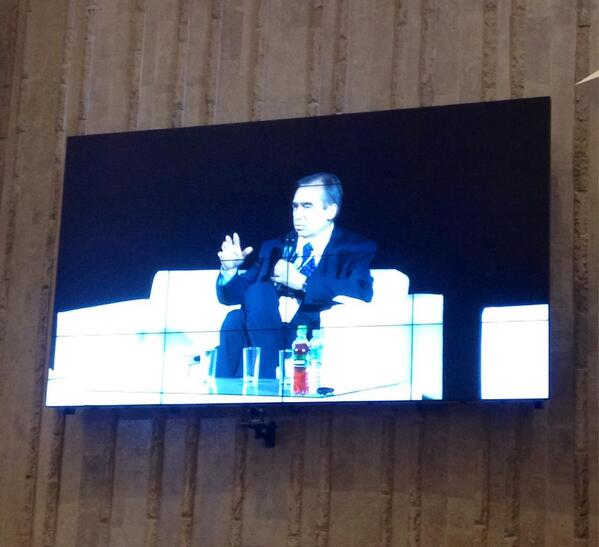 RSWeek2013's tweet image. #RSWeek #RSWeek2013
Радмило Лукич советует прийти к эффективности "по-другому посмотрев на то, что Вы предлагаете".